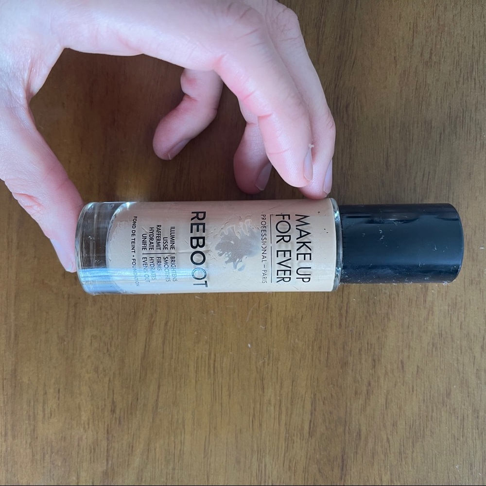 Makeup forever reboot foundation